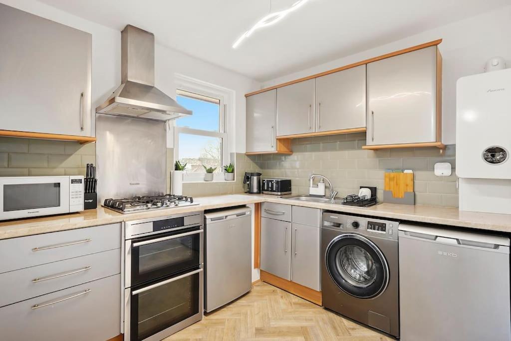 Cosy Apartment 5 Guests 3 Beds 1 Sofa Bed Lewisham Londen Buitenkant foto
